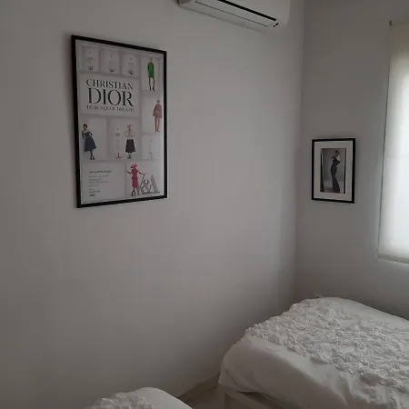 In Perfect Position Historic Centre Apartment *
